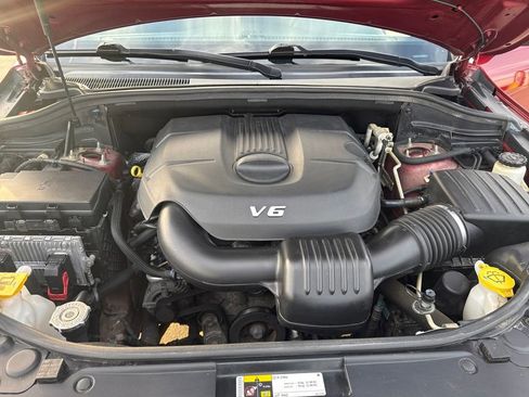 Used 2014 Jeep Grand Cherokee Laredo w/ Security & Convenience Group image 24