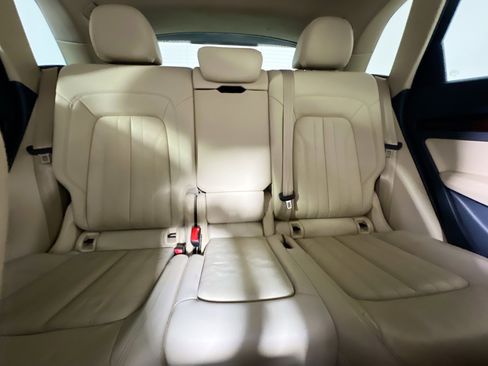 Used 2018 Audi Q5 2.0T Premium image 34