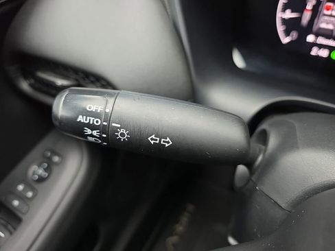 Used 2023 Honda HR-V LX image 25