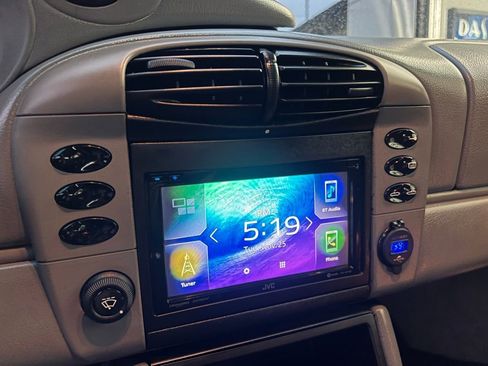 Used 2000 Porsche 911 Carrera image 29