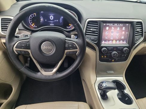 Used 2014 Jeep Grand Cherokee Limited w/ Trailer Tow Group IV image 22