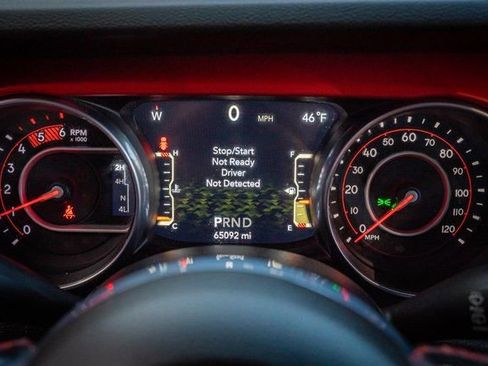 Used 2020 Jeep Wrangler Unlimited Rubicon w/ LED Lighting Group image 21