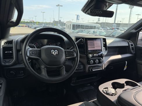 New 2026 RAM 3500 Tradesman AWD/4WD image 25