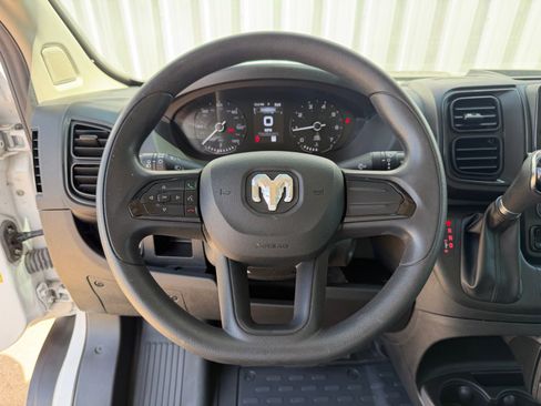 Used 2023 RAM ProMaster 3500 w/ Safety Group FWD image 19