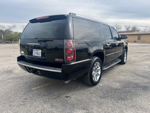 Used 2013 GMC Yukon XL Denali image 6