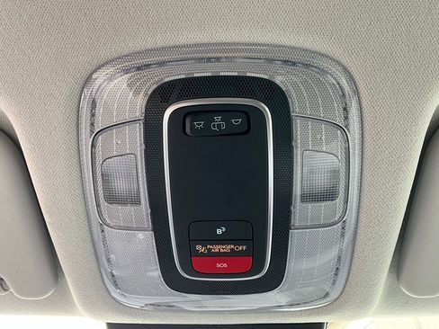 Used 2025 Hyundai Kona SEL image 17