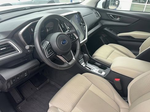 Used 2024 Subaru Ascent Premium w/ Convenience Package image 13