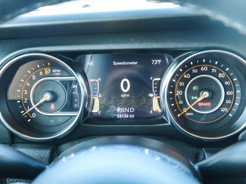 Used 2021 Jeep Gladiator Overland w/ Popular Equipment Package image 25