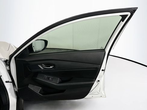 Used 2024 Honda Accord Sport image 30