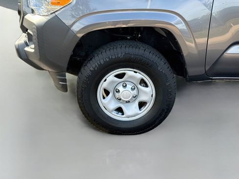Used 2022 Toyota Tacoma SR RWD image 26