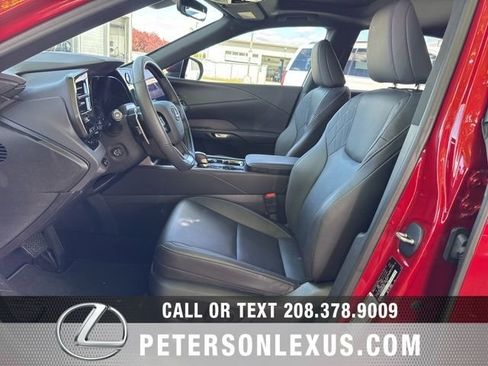Used 2025 Lexus RX 350h w/ Convenience Package image 23