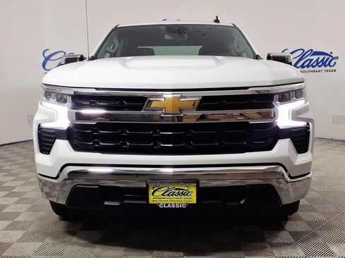 Used 2025 Chevrolet Silverado 1500 LT RWD image 3