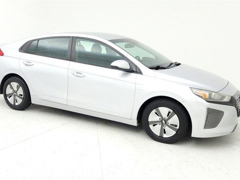 Used 2018 Hyundai Ioniq Blue image 8