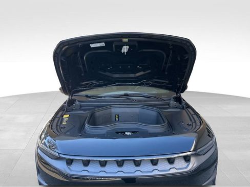 Used 2024 Jeep Wagoneer Launch Edition image 11