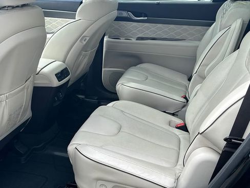 Used 2020 Hyundai Palisade Limited image 11