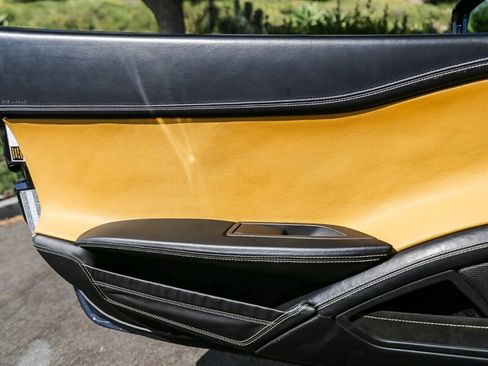 Used 2013 Ferrari 458 Spider RWD image 50