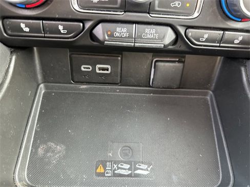 Used 2023 Chevrolet Suburban RST w/ Sport Performance Package image 24