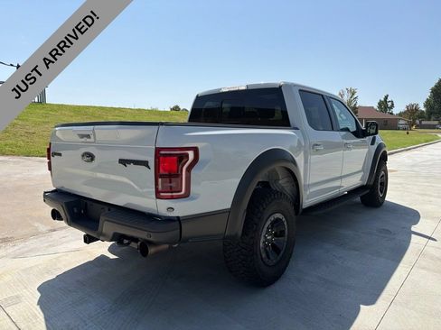 Used 2017 Ford F150 Raptor w/ Equipment Group 802A Luxury AWD/4WD image 5