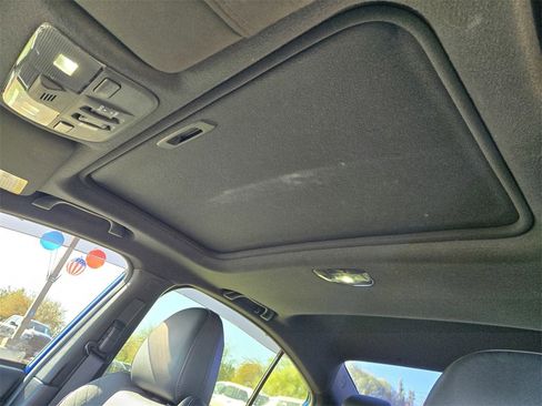 Used 2016 Subaru WRX Limited image 10