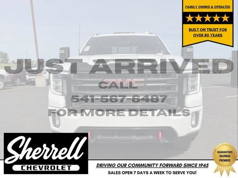 Used 2023 GMC Sierra 2500 AT4 w/ AT4 Preferred Package AWD/4WD image 2