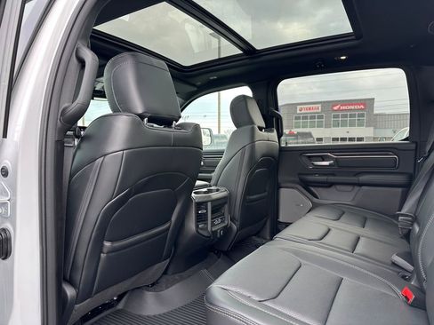 New 2026 RAM 1500 Laramie AWD/4WD image 10
