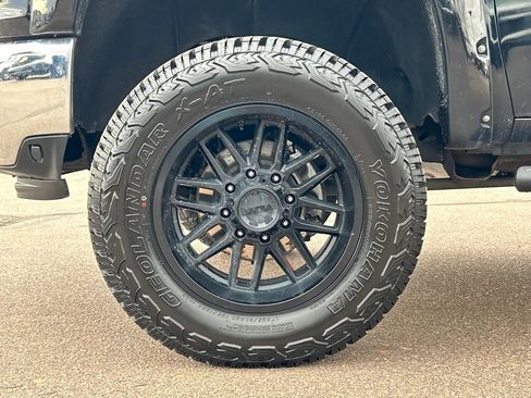 Used 2020 Chevrolet Silverado 2500 LTZ w/ LTZ Premium Package image 30