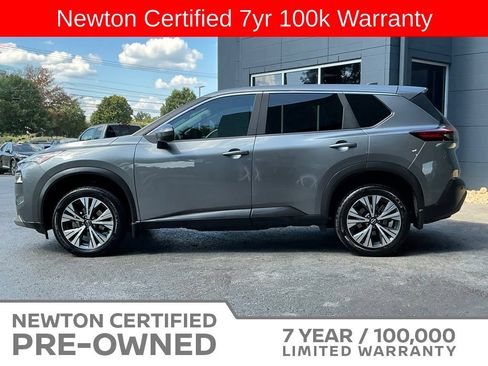 Used 2023 Nissan Rogue SV FWD image 3