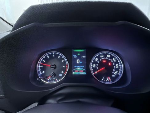 Used 2020 Toyota RAV4 LE w/ All Weather Liner Package AWD/4WD image 19