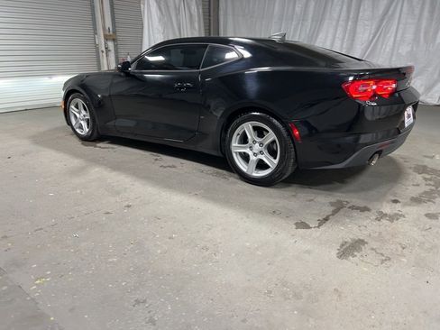 Used 2020 Chevrolet Camaro LT image 5