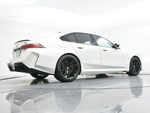 Used 2025 BMW M5 w/ Carbon Package AWD/4WD image 56
