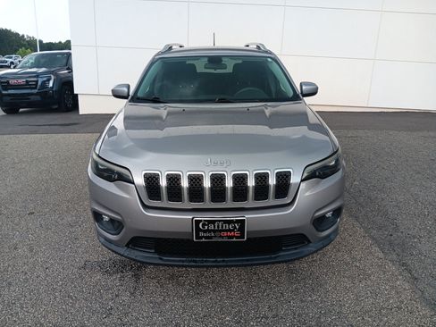 Used 2019 Jeep Cherokee Latitude w/ Popular Appearance Group AWD/4WD image 9