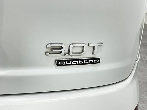 Used 2018 Audi Q7 3.0T Prestige w/ Prestige Package image 43