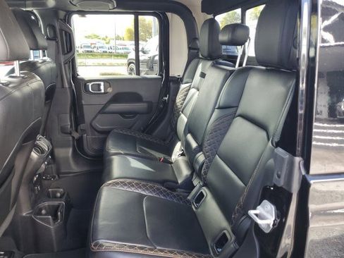 Certified 2021 Jeep Gladiator Overland image 16