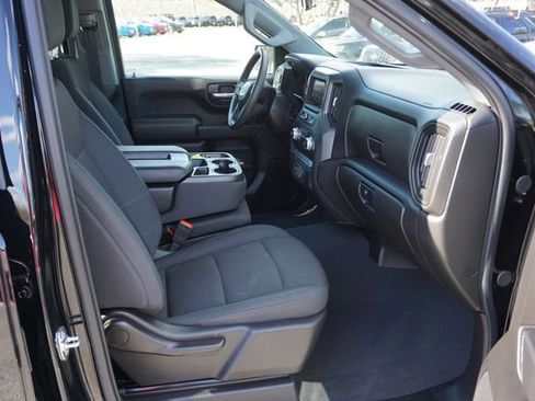 Used 2025 GMC Sierra 1500 Pro w/ Graphite Edition image 3