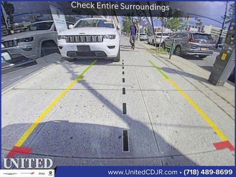 Used 2023 Jeep Grand Cherokee Overland w/ Luxury Tech Group IV image 27