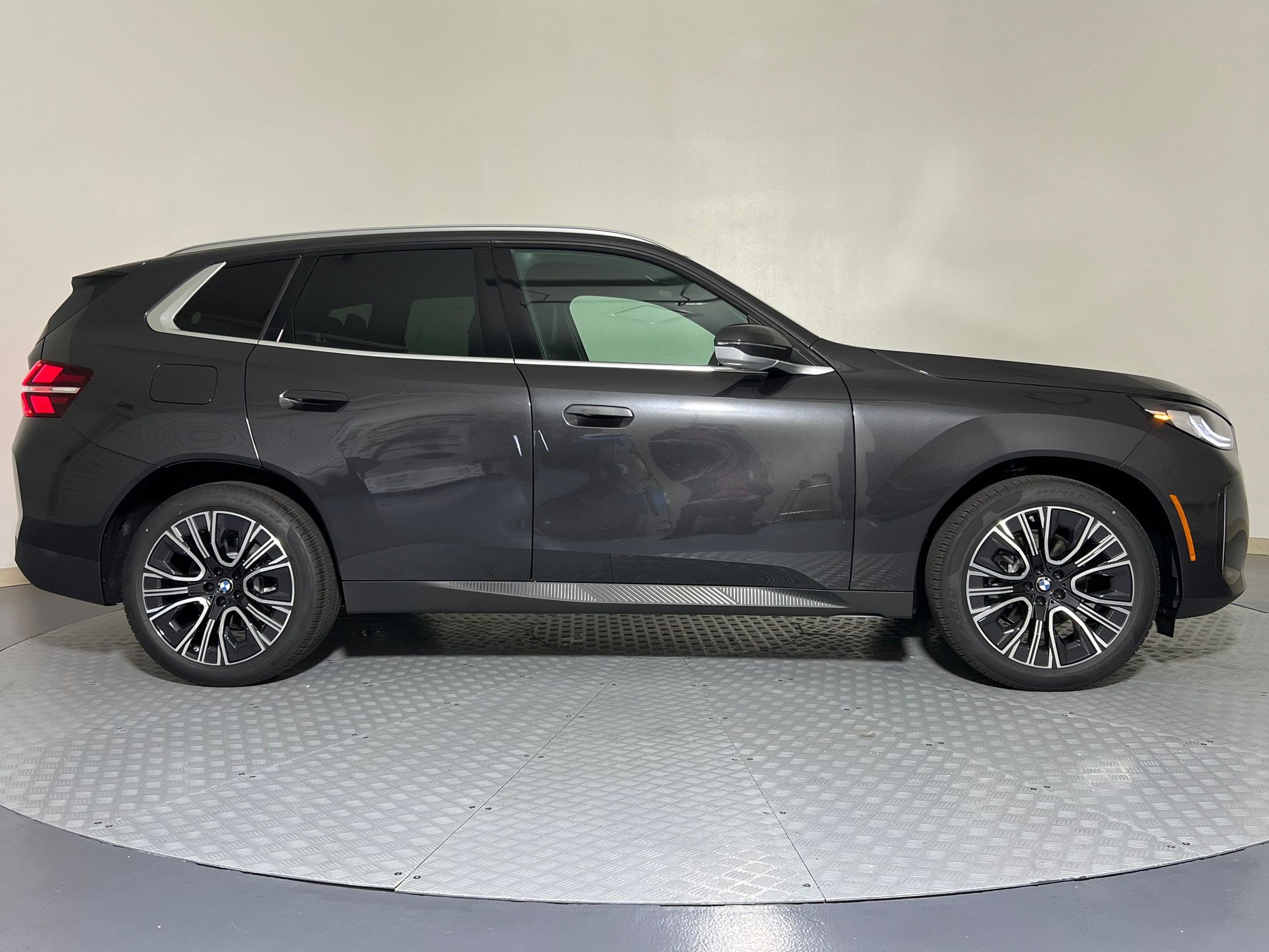 Used 2026 BMW X3 xDrive30i w/ Convenience Package AWD/4WD image 7