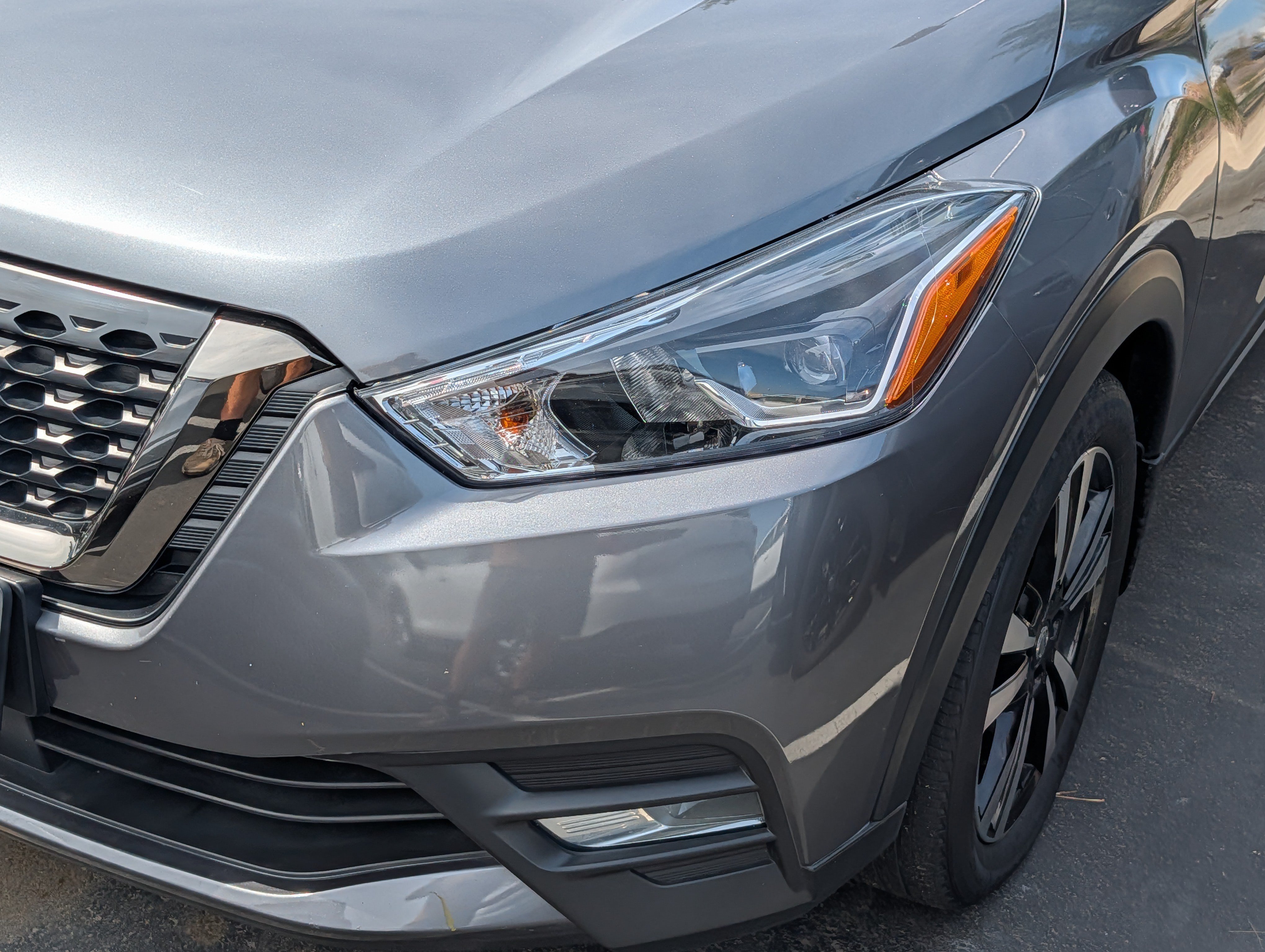 Used 2020 Nissan Kicks SR w/ SR Premium Package FWD image 16