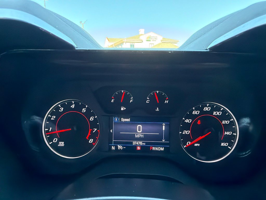 Used 2022 Chevrolet Camaro LT RWD image 20