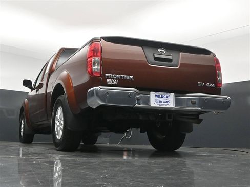 Used 2017 Nissan Frontier SV w/ SV Value Truck Package AWD/4WD image 34