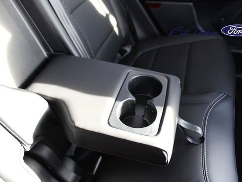 New 2025 Ford Escape SE image 11