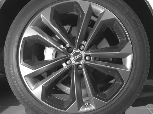 Used 2025 Audi Q7 3.0T Premium Plus image 11