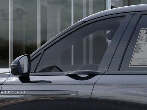 New 2025 Lincoln Nautilus Premier w/ Equipment Group 102A image 20