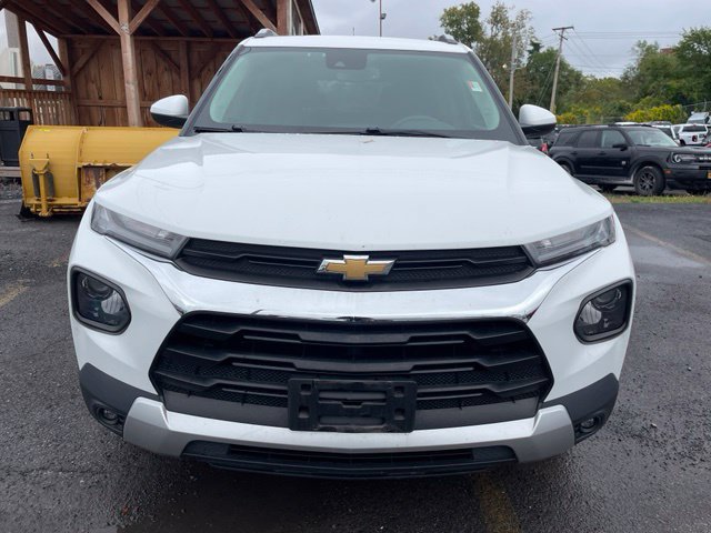 Used 2023 Chevrolet TrailBlazer LT w/ Convenience Package AWD/4WD image 2