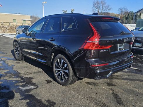 Certified 2025 Volvo XC60 B5 Core image 6