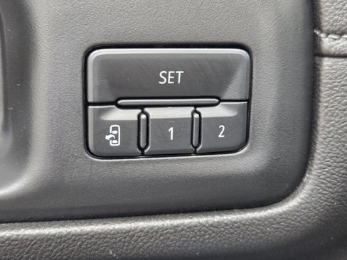 Used 2023 Chevrolet Silverado 2500 High Country w/ Safety Package II AWD/4WD image 17