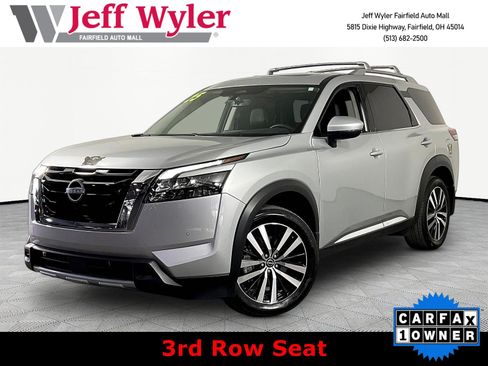 Used 2025 Nissan Pathfinder Platinum AWD/4WD image 1