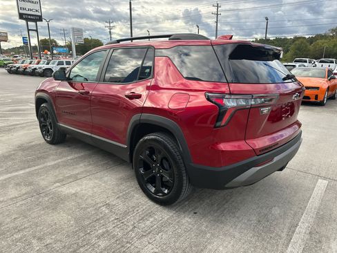 Used 2025 Chevrolet Equinox LT w/ Convenience Package II image 6