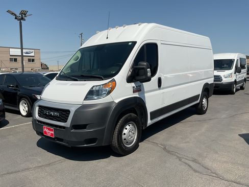Used 2021 RAM ProMaster 2500 FWD image 2