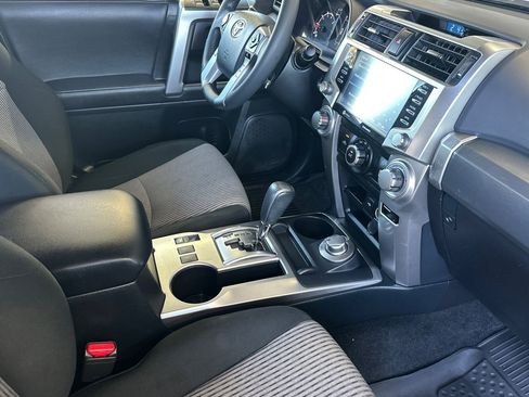 Certified 2024 Toyota 4Runner SR5 AWD/4WD image 15