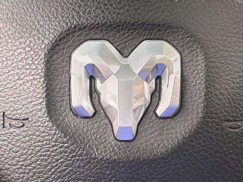 Used 2023 RAM 1500 Laramie AWD/4WD image 21